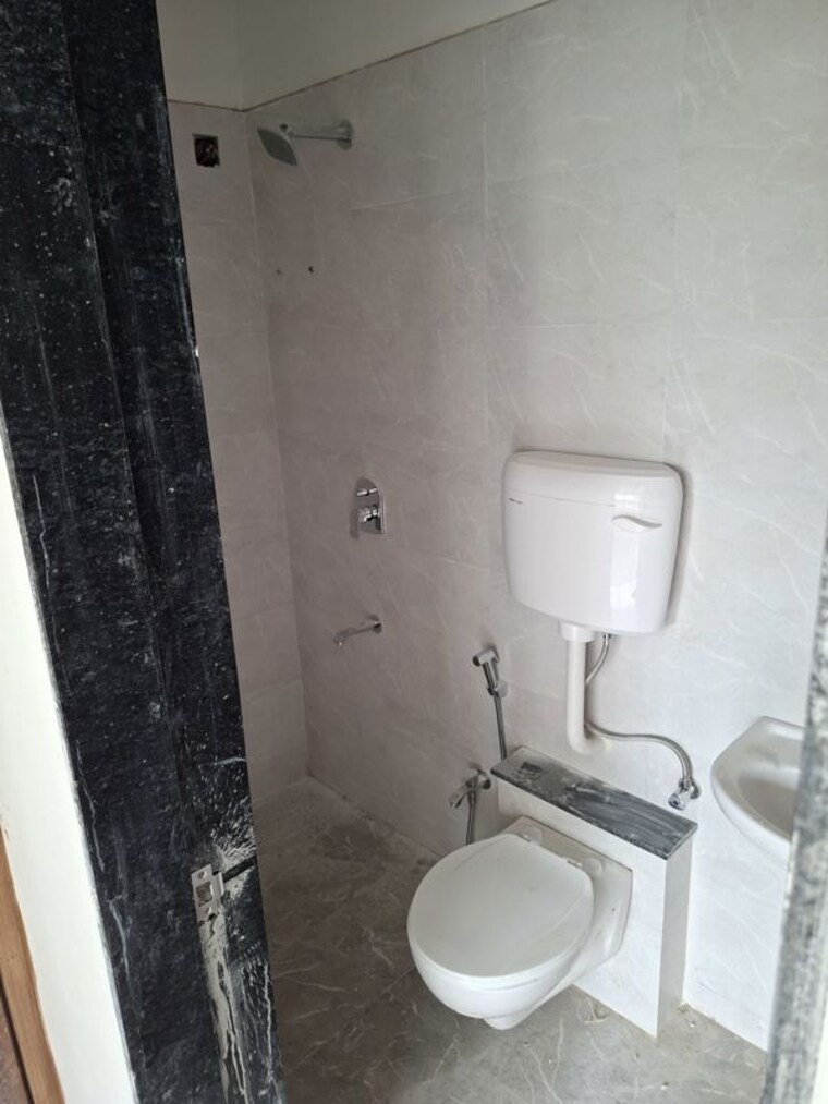 Bathroom, k-m-horizon-palms-2 1 Bedroom 400 Sq.Ft. Apartment In Owale Thane 10715827