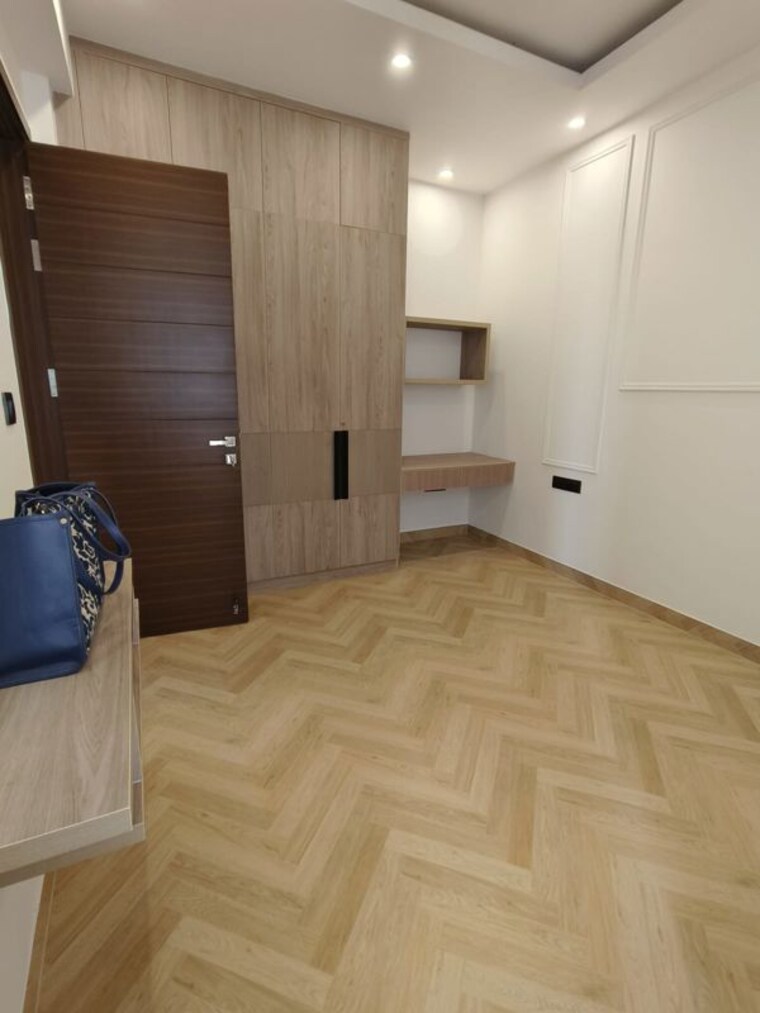 Bedroom, raj-one-good-earth 3 Bedroom 1655 Sq.Ft. Apartment In Sector 71 Gurgaon 10715843