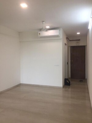 2 BHK Apartment For Rent in L&T Crescent Bay T2, Parel