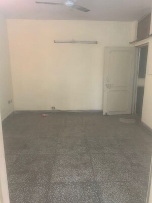 Room in 1 RK Independent House at Sarita Vihar – for Rent