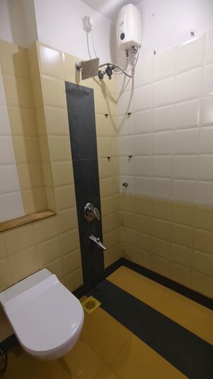 Bathroom in 2 BHK Apartment at Swapnalok Towers, Malad East – for Rent