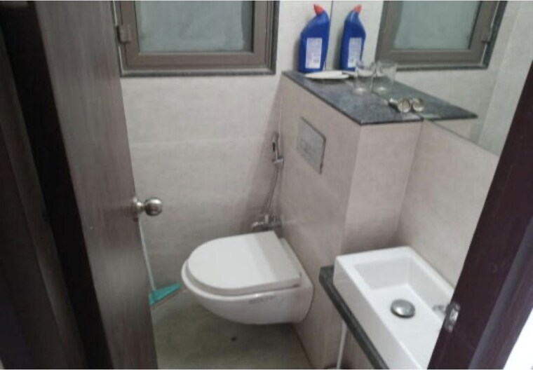 Bathroom, lodha-casa-viva 2 Bedroom 677 Sq.Ft. Apartment In Majiwada Thane 10715879