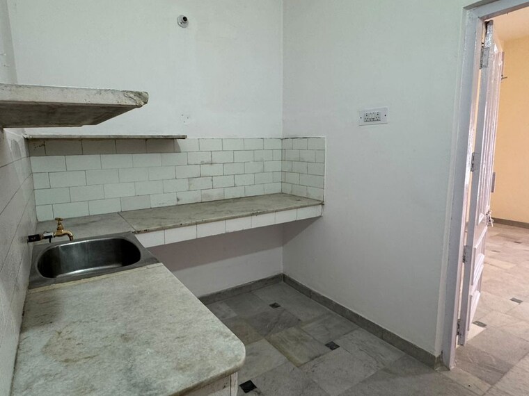 Bathroom, sector 35 2 Bedroom 800 Sq.Ft. Builder Floor In Sector 35 Chandigarh 10715895