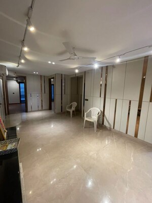 Living Room in 4 BHK Builder Floor at Sushant Lok I – for Rent