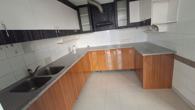 Kitchen, unitech-the-close-north 3.5 Bedroom 2100 Sq.Ft. Apartment In Sector 50 Gurgaon 10715883