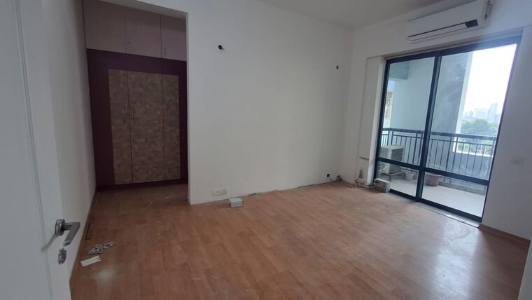 Room, unitech-the-close-north 3.5 Bedroom 2100 Sq.Ft. Apartment In Sector 50 Gurgaon 10715883