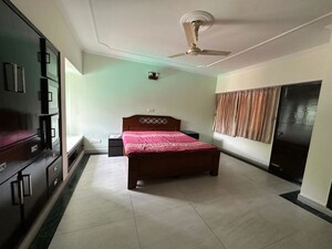Bedroom in 4 BHK Builder Floor at Chattarpur – for Rent