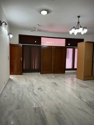 3 BHK Independent House For Rent in Sector 33