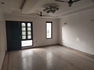 5 BHK Builder Floor For Rent in Model Town