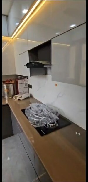 Team Area in 4 BHK Builder Floor at BPTP Parkland Pride Phase 2, Sector 77 – for Rent