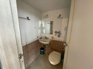 Bathroom in 4 BHK Apartment at Farm Manor, Kandivali West – for Rent