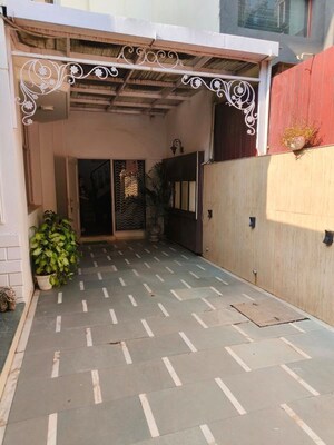 Kitchen in 6 BHK Independent House at Sushant Lok I – for Rent