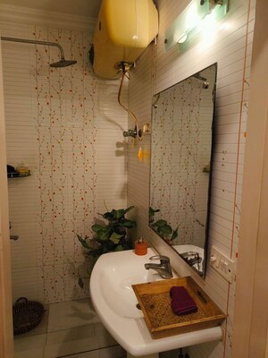 Bathroom in 6 BHK Independent House at Sushant Lok I – for Rent