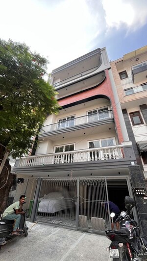 3 BHK Builder Floor For Sale in Greater Kailash I
