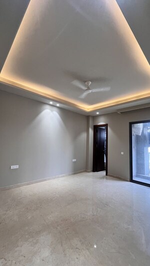 Room in 3 BHK Builder Floor at Greater Kailash I – for Sale