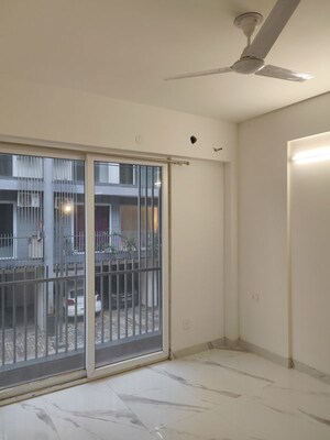 Room in 3.5 BHK Apartment at M3M Soulitude, Sector 89 – for Rent