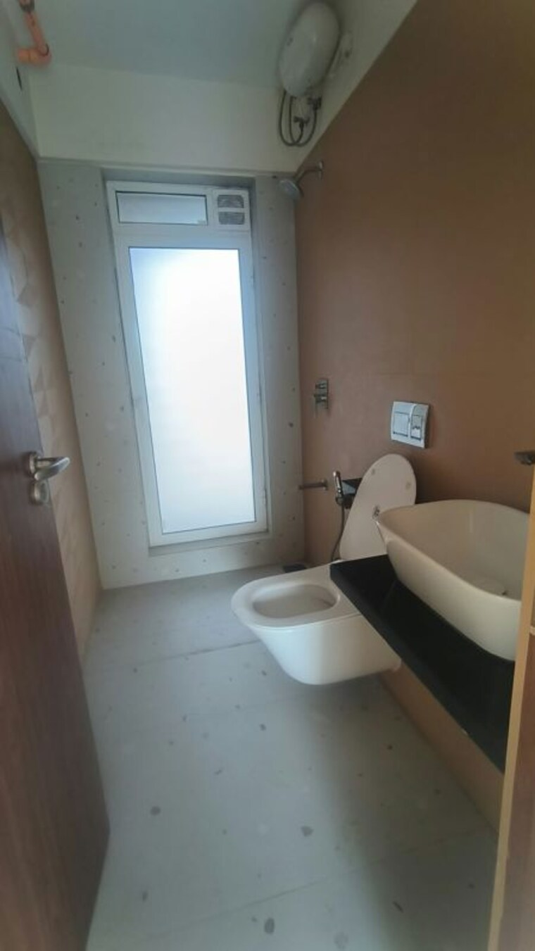 Bathroom, chembur 3 Bedroom 950 Sq.Ft. Apartment In Chembur Mumbai 10715952