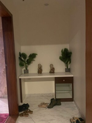 Furnished Amenities in 4 BHK Apartment at Mantri Pinnacle, Hulimavu – for Rent