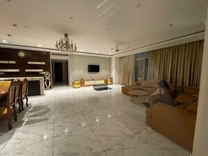 Parking in 4 BHK Apartment at Mantri Pinnacle, Hulimavu – for Rent