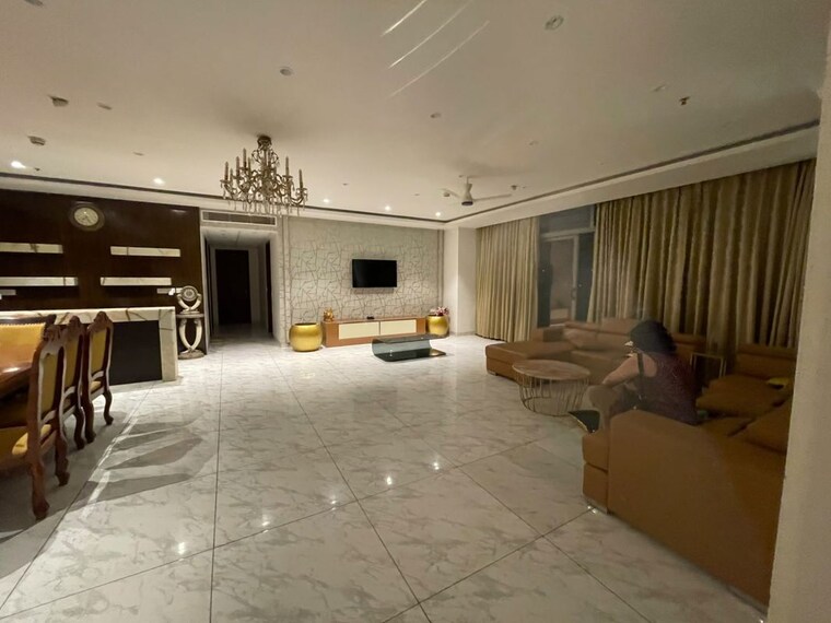  Parking, mantri-pinnacle 4 Bedroom 4000 Sq.Ft. Apartment In Hulimavu Bangalore 10716002