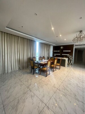 Parking in 4 BHK Apartment at Mantri Pinnacle, Hulimavu – for Rent