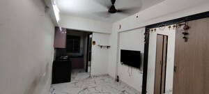 Team Area in 2 BHK Apartment at Sun rose view, Andheri East – for Rent