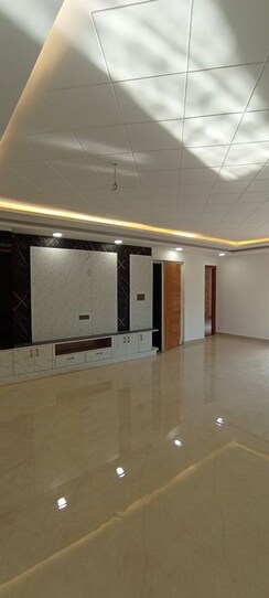 4 BHK Builder Floor For Sale in TDI The Grand Retreat