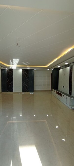 Furnished Amenities in 4 BHK Builder Floor at TDI The Grand Retreat, Sector 88 – for Sale