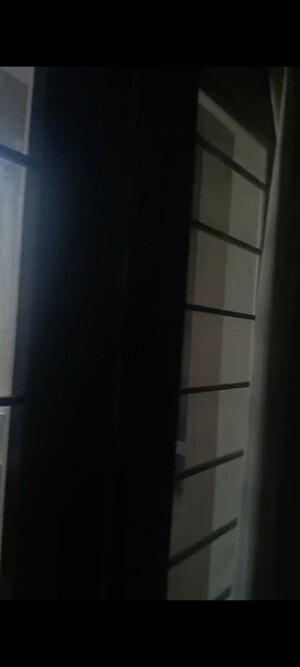 Room in 3 BHK Apartment at Vaishnavi Splendour, New Bel Road – for Rent