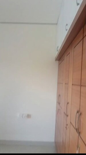 Furnished Amenities in 3 BHK Apartment at Vaishnavi Splendour, New Bel Road – for Rent