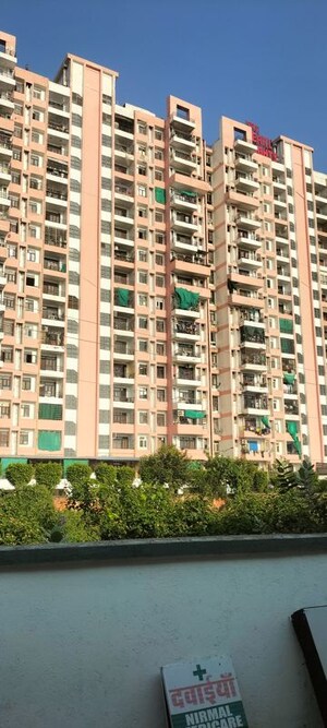 2.5 BHK Apartment For Rent in SRS Pearl Heights, Sector 87