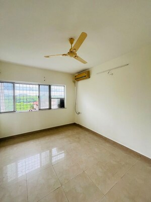 Room in 2 BHK Apartment at Ramesh Hermes Heritage Phase 2, Shastrinagar – for Rent