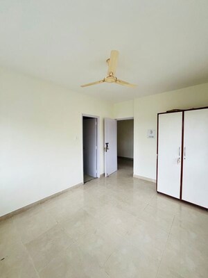 Room in 2 BHK Apartment at Ramesh Hermes Heritage Phase 2, Shastrinagar – for Rent