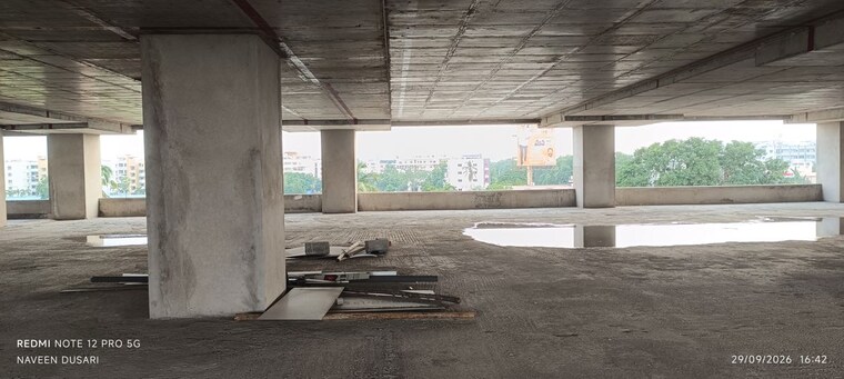  Parking, tadepalli Commercial Showroom 19000 Sq.Ft. In Tadepalli Vijayawada 10716049