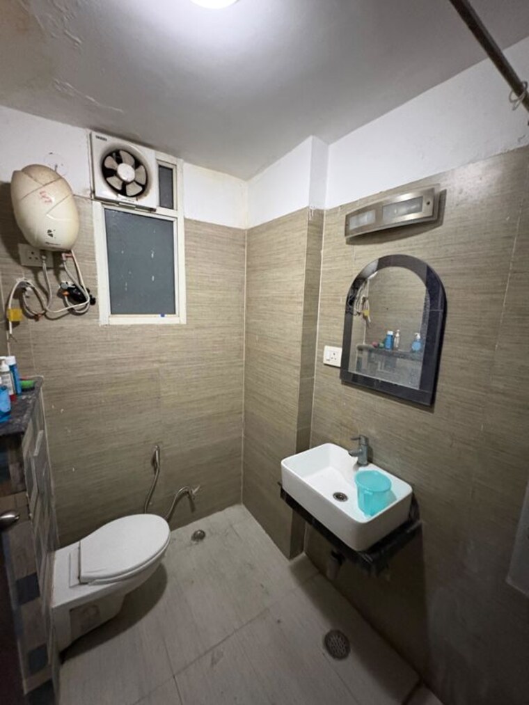 Bathroom, kw-srishti 2 Bedroom 985 Sq.Ft. Apartment In Raj Nagar Extension Ghaziabad 10716063