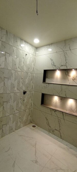 Bathroom in 4 BHK Builder Floor at TDI The Grand Retreat, Sector 88 – for Sale