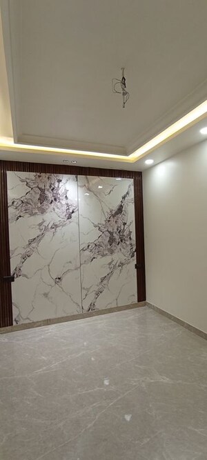 Furnished Amenities in 4 BHK Builder Floor at TDI The Grand Retreat, Sector 88 – for Sale
