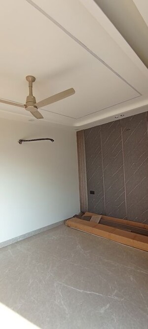 Furnished Amenities in 4 BHK Builder Floor at TDI The Grand Retreat, Sector 88 – for Sale