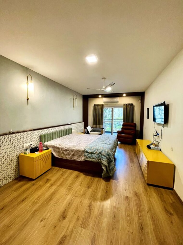 Bedroom, brigade-lakefront 4 Bedroom 2790 Sq.Ft. Apartment In Whitefield Bangalore 10716032