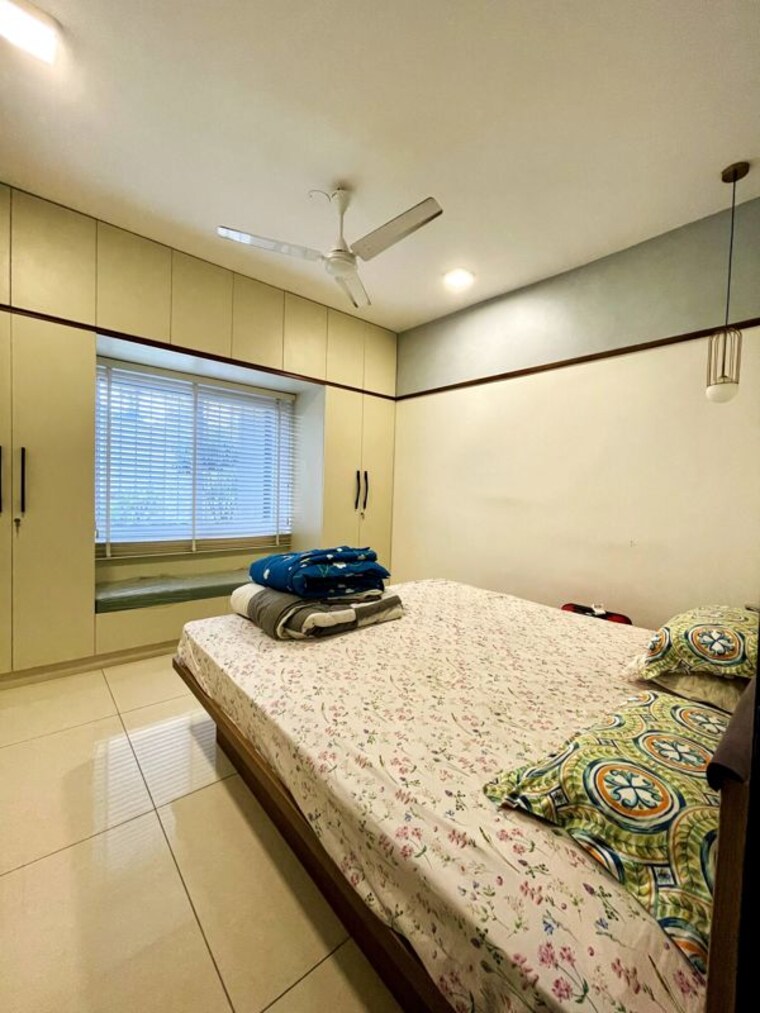 Bedroom, brigade-lakefront 4 Bedroom 2790 Sq.Ft. Apartment In Whitefield Bangalore 10716032
