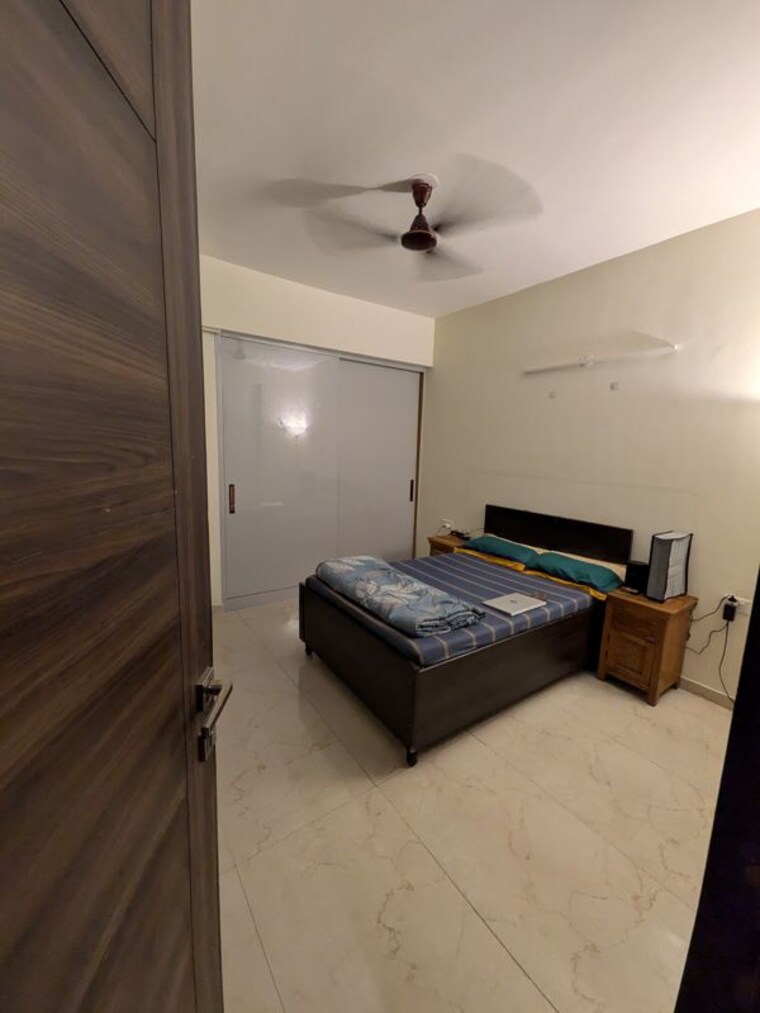 Room, smart-world-gems 2.5 Bedroom 1208 Sq.Ft. Builder Floor In Sector 89 Gurgaon 10716102