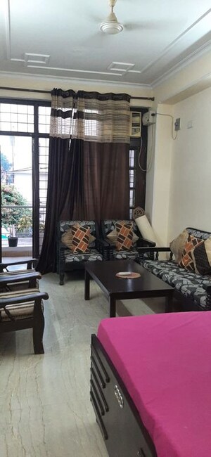 2 BHK Builder Floor For Rent in Sector 14