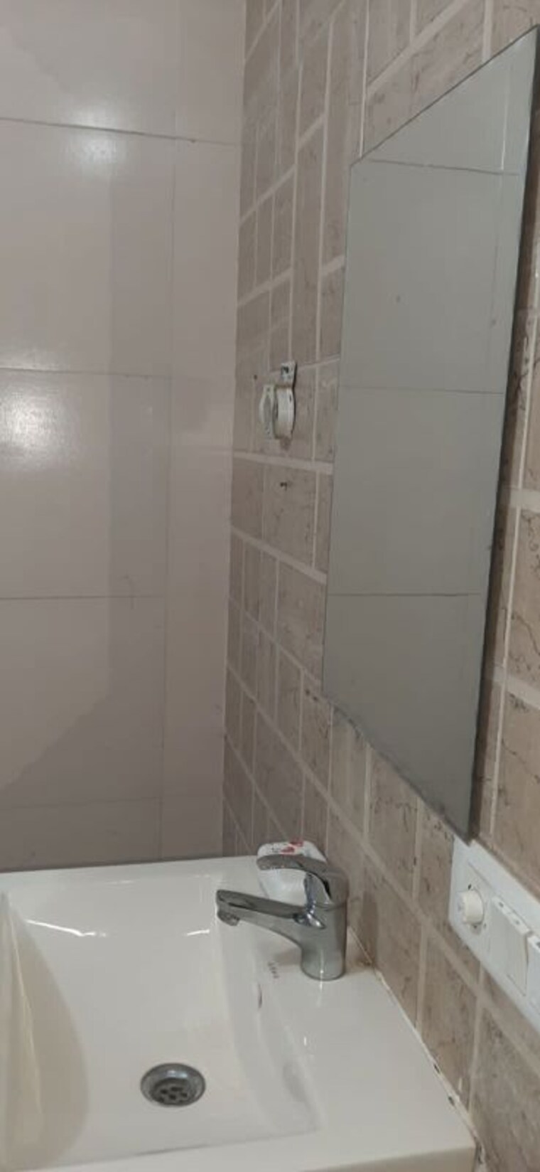Bathroom, sector 14 2 Bedroom 1206 Sq.Ft. Builder Floor In Sector 14 Gurgaon 10716105