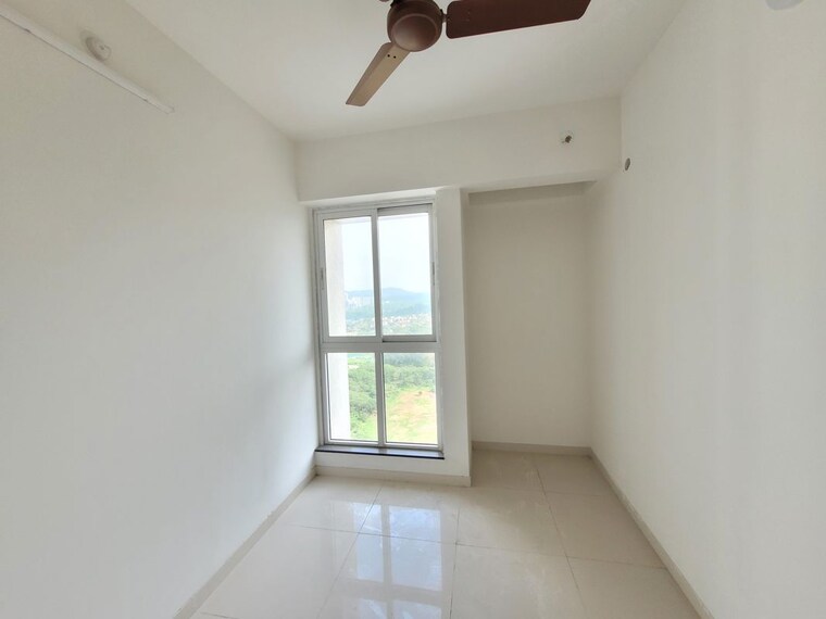 Room, puranik-hometown 1 Bedroom 438 Sq.Ft. Apartment In Ghodbunder Road Thane 10716128