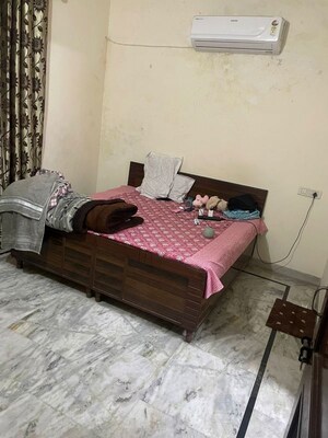 2 BHK Builder Floor For Rent in Sector 80