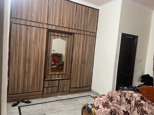 Room in 2 BHK Builder Floor at Sector 80 – for Rent