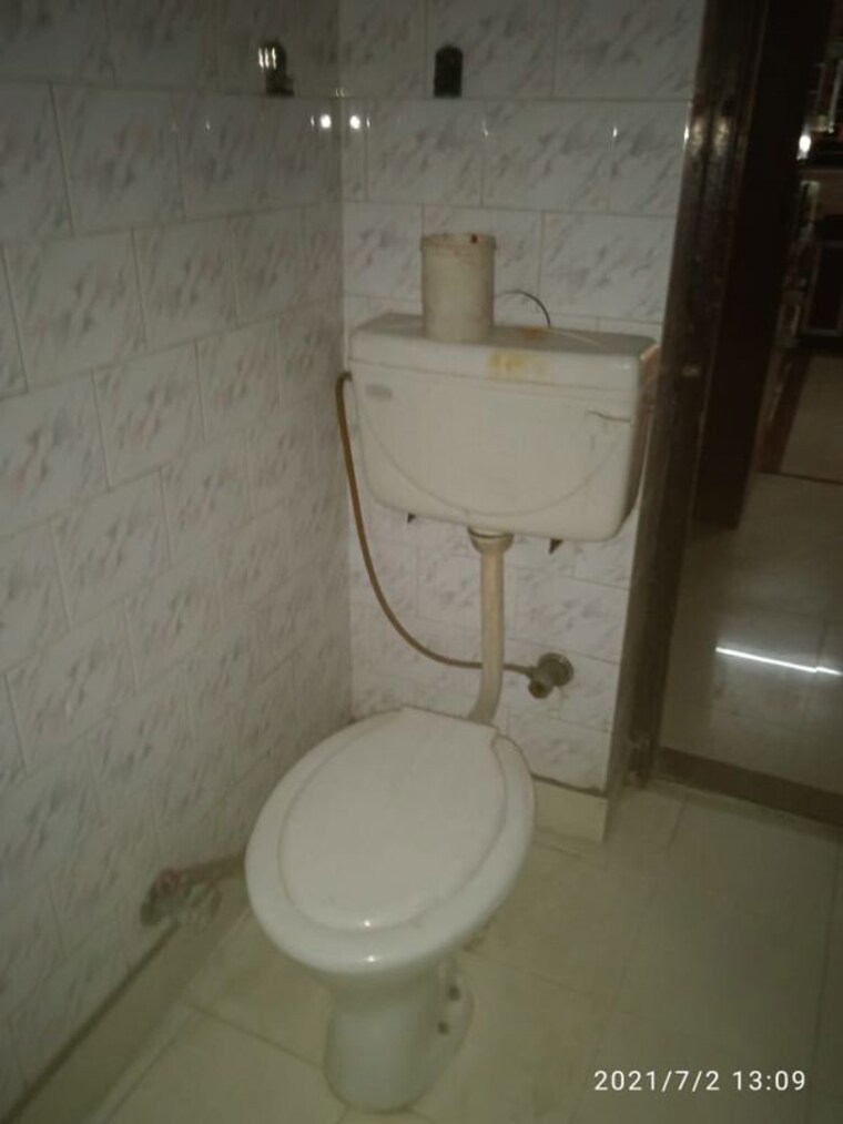 Bathroom, sector 14 2 Bedroom 1277 Sq.Ft. Builder Floor In Sector 14 Gurgaon 10716149