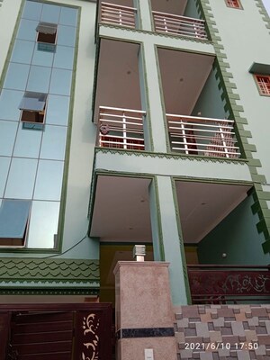 2 BHK Builder Floor – Exterior View View at Sector 14 - for Rent