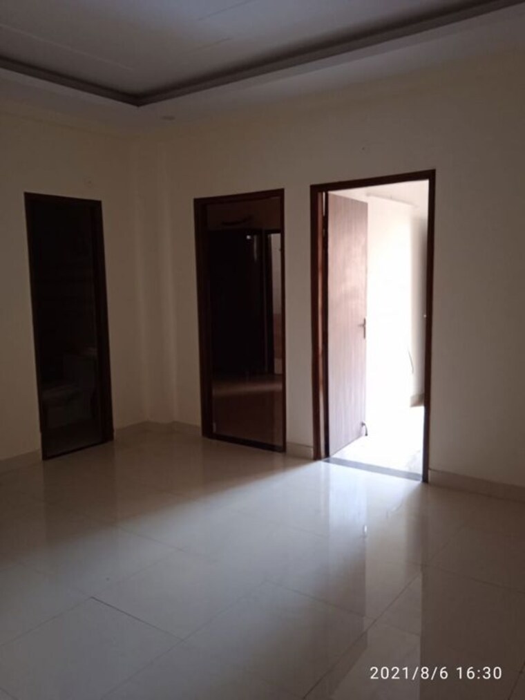 Room, sector 14 2 Bedroom 1271 Sq.Ft. Builder Floor In Sector 14 Gurgaon 10716154
