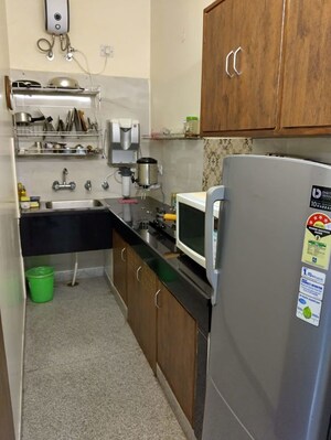 Team Area in 1 RK Builder Floor at Sector 44 – for Rent